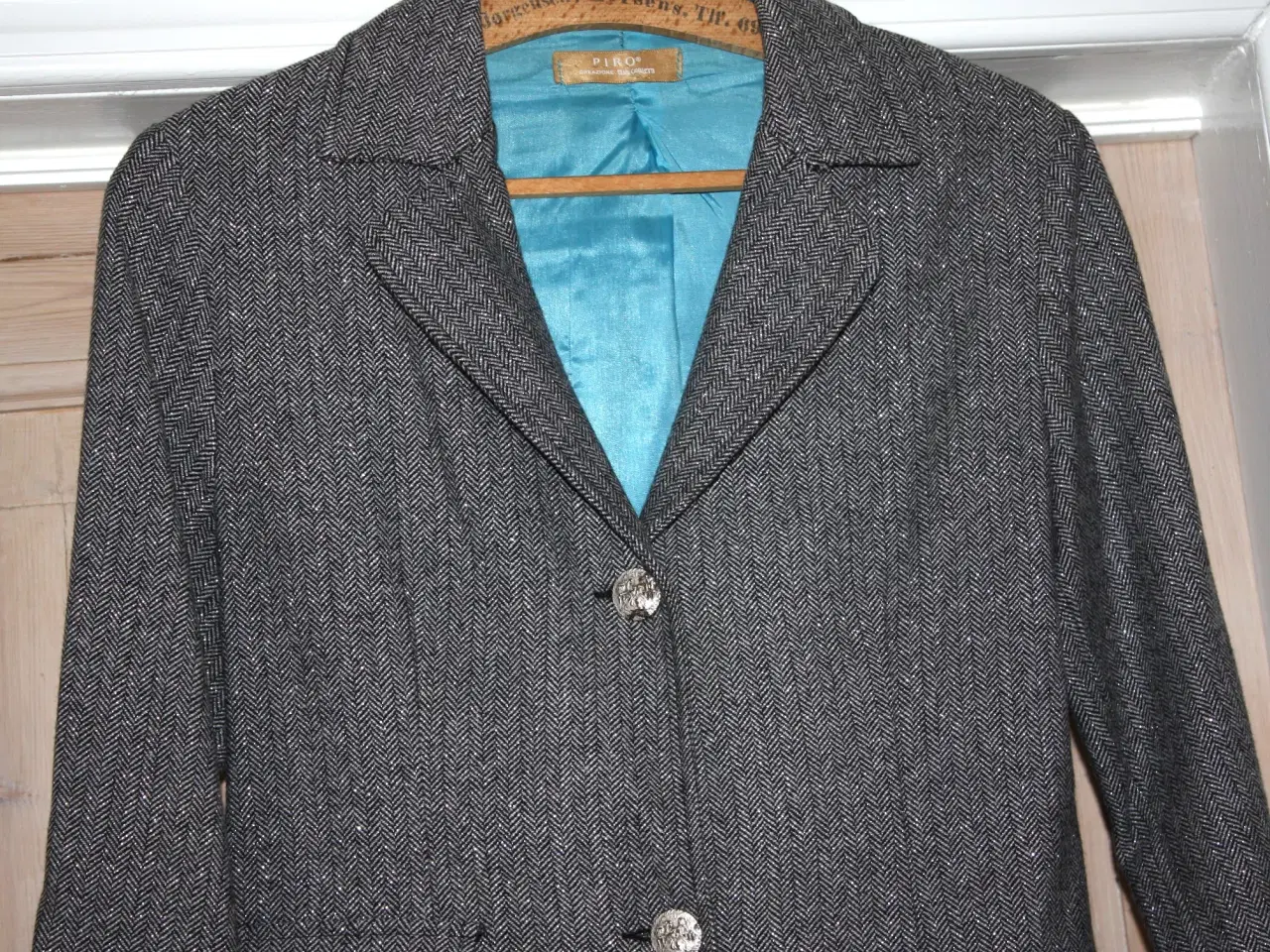 Billede 2 - Piro fin kort jakke / blazer