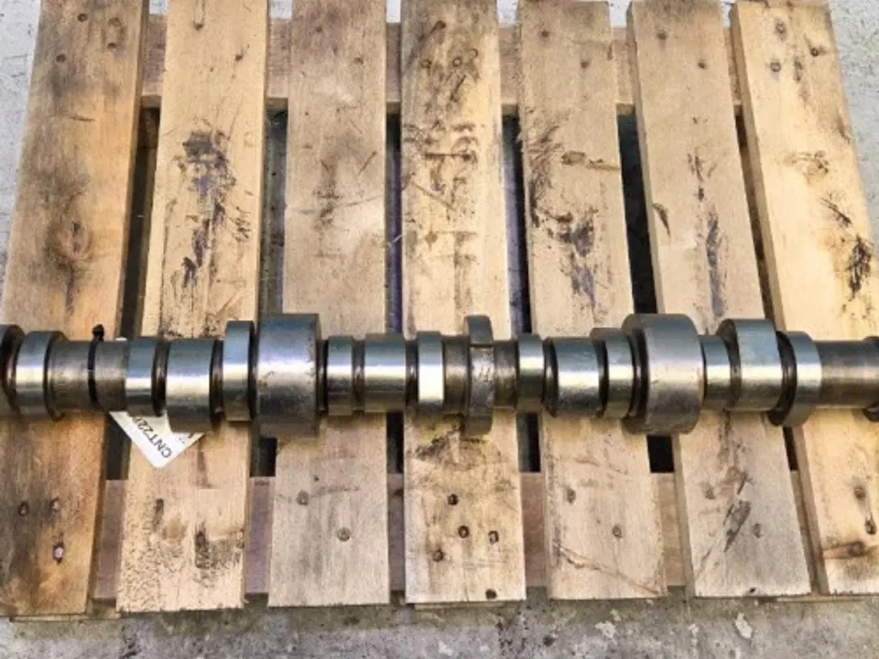 Billede 2 - John Deere  6125AT    Krumtapaksel   RE70146