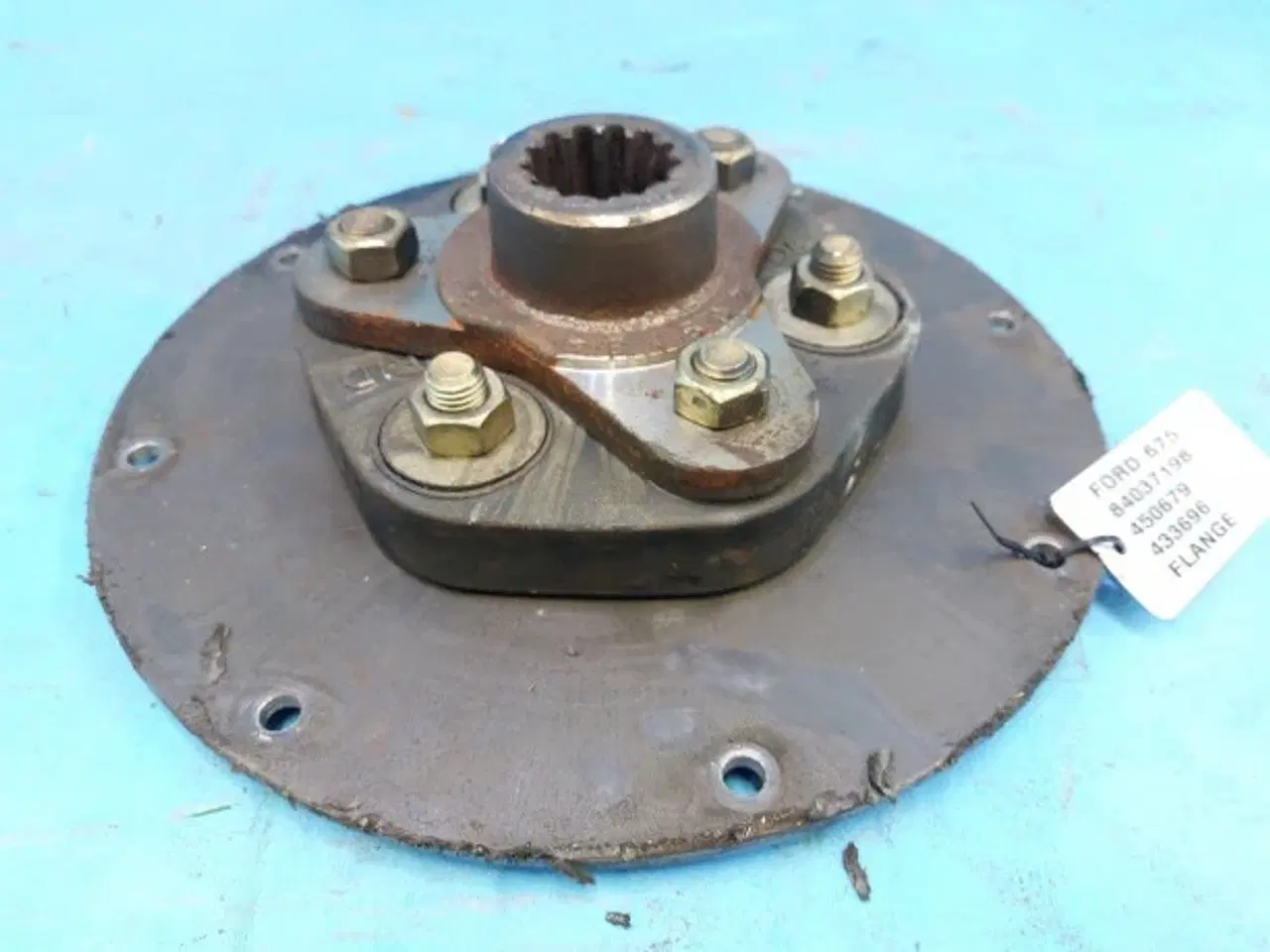 Billede 4 - New Holland TX 65 Flange 84037198 