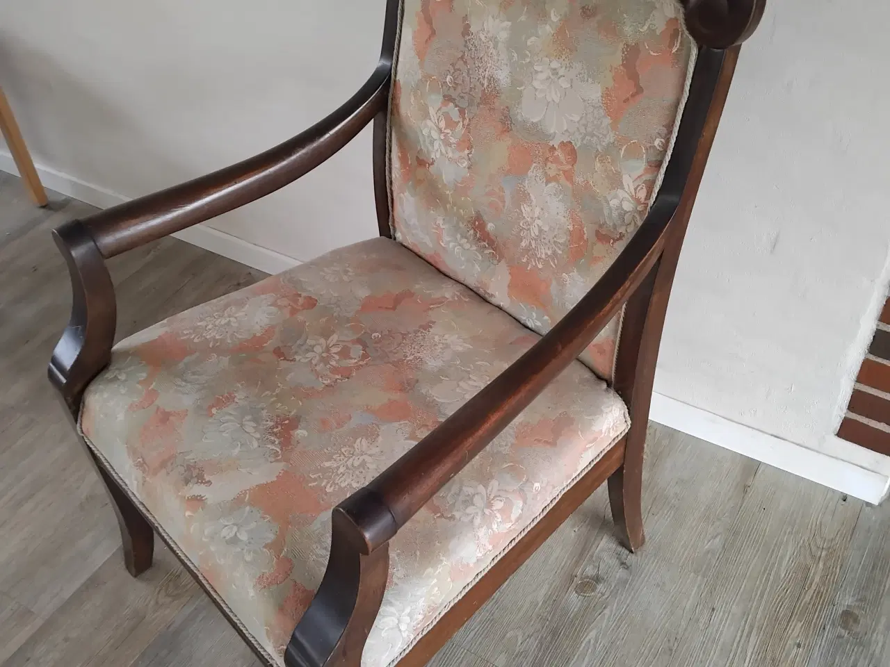 Billede 1 - flot stol