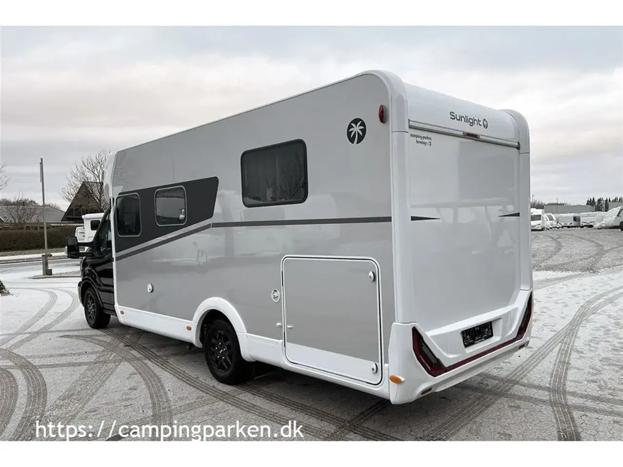 Billede 15 - 2024 - SunLight T 690L Adv. Edition aut.   Udlejes: Ny autocamper med queens bed og automatgear