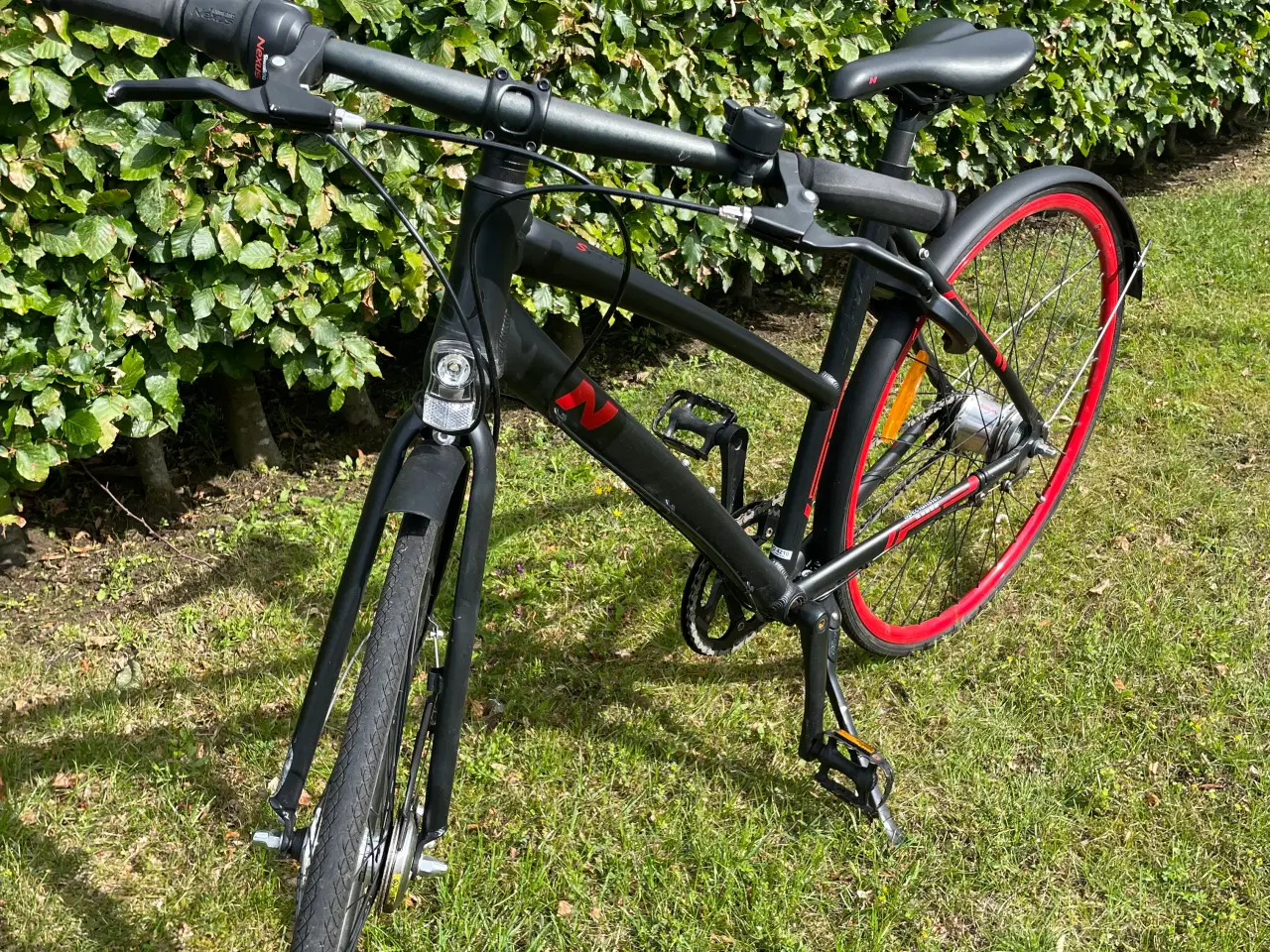 Billede 1 - Pigecykel 