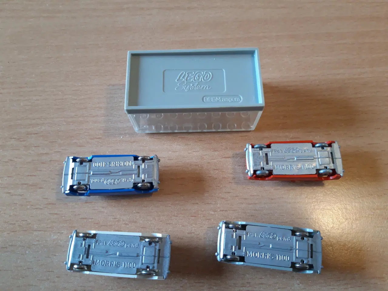 Billede 3 - Lego garage med biler