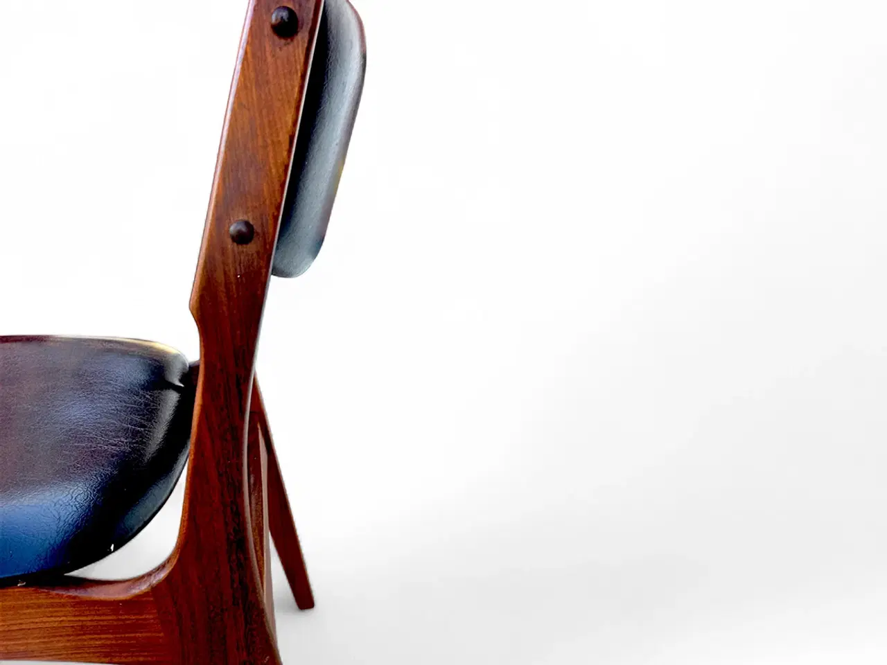 Billede 10 - Et par - Vintage spisebordsstole i massiv teak