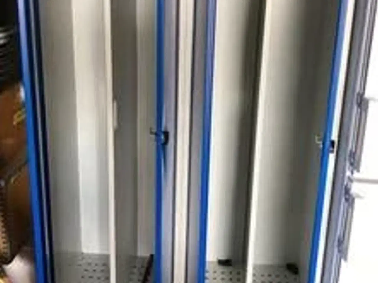 Billede 1 - Værksteds skab