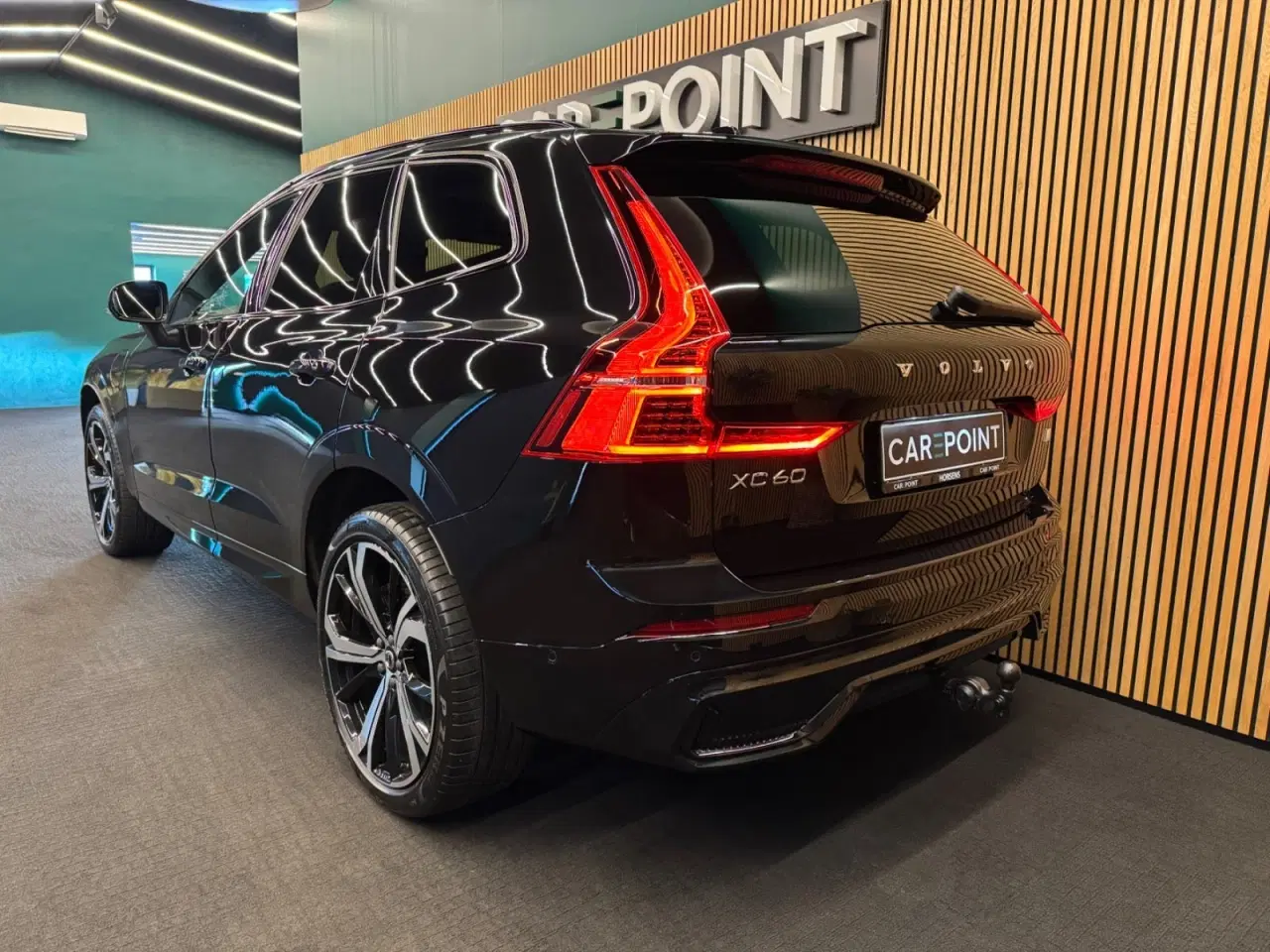 Billede 3 - Volvo XC60 2,0 T6 ReCharge R-Design aut. AWD