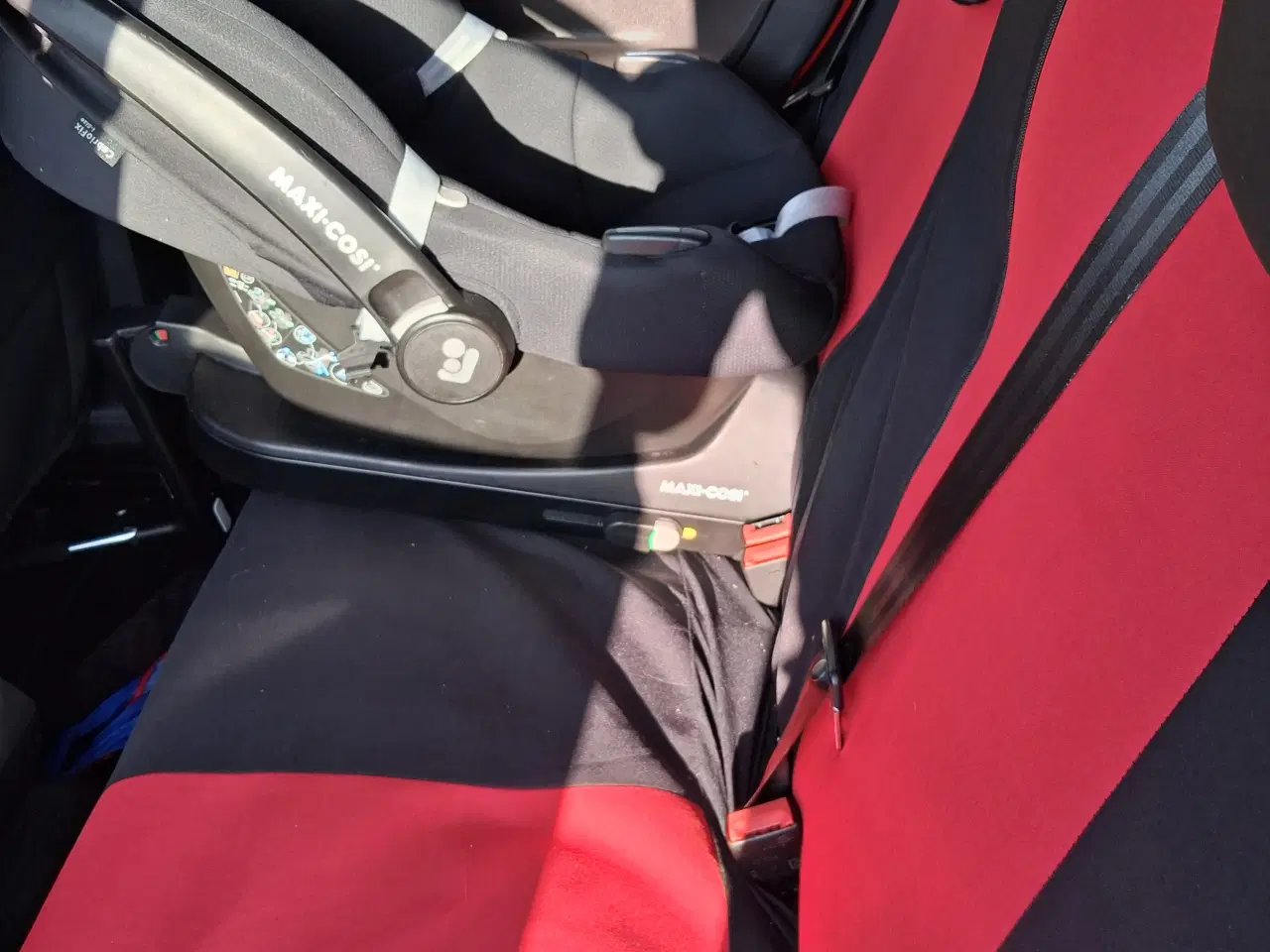 Billede 11 - Ford Fiesta lav kilometertal.