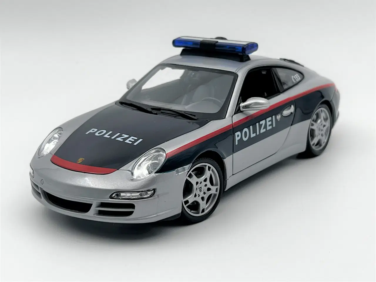 Billede 2 - 2004 Porsche 911 / 997 Carrera S "Polizei" 1:18