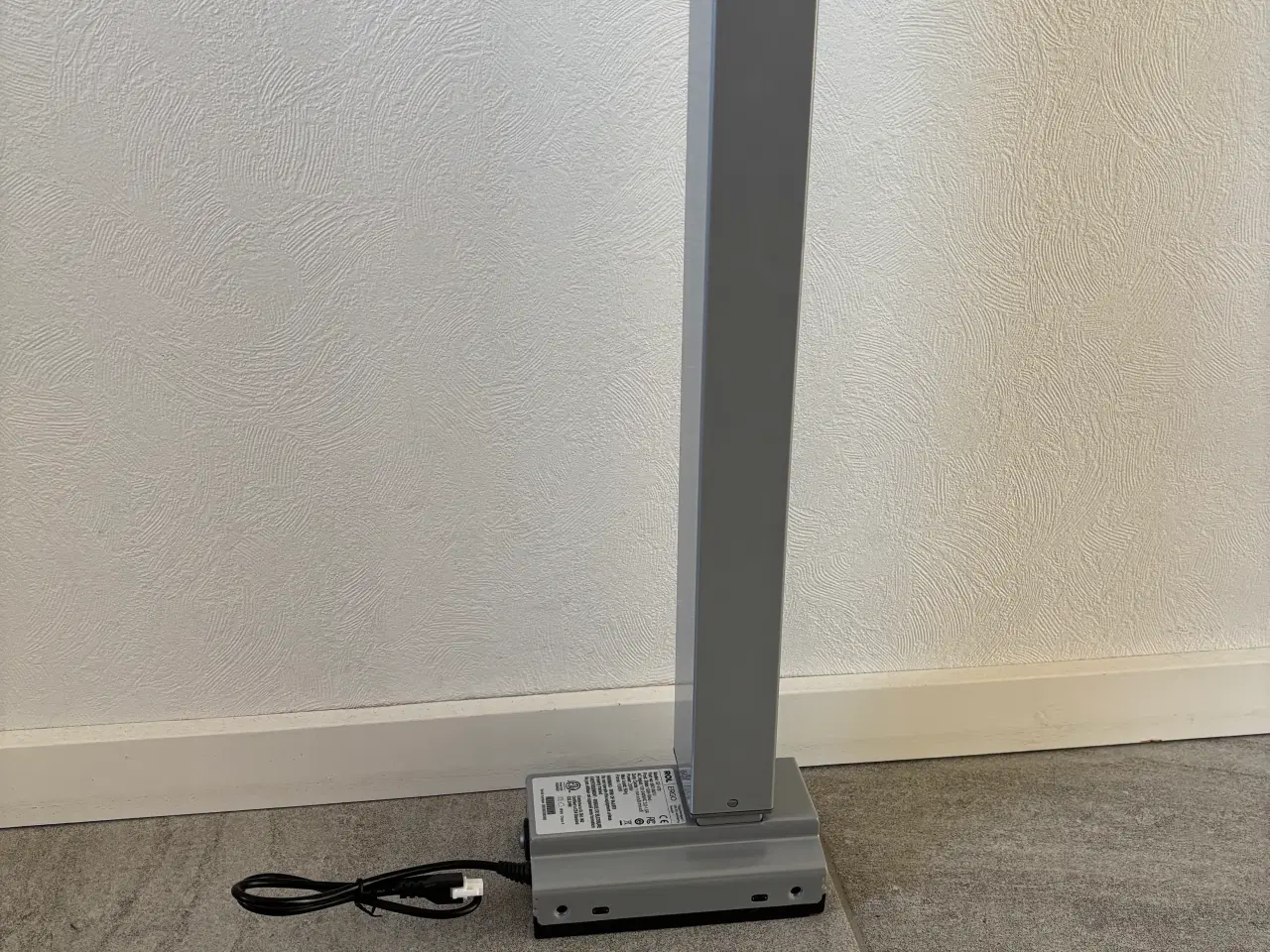 Billede 1 - Ben til elektrisk hæve-/sænkebord