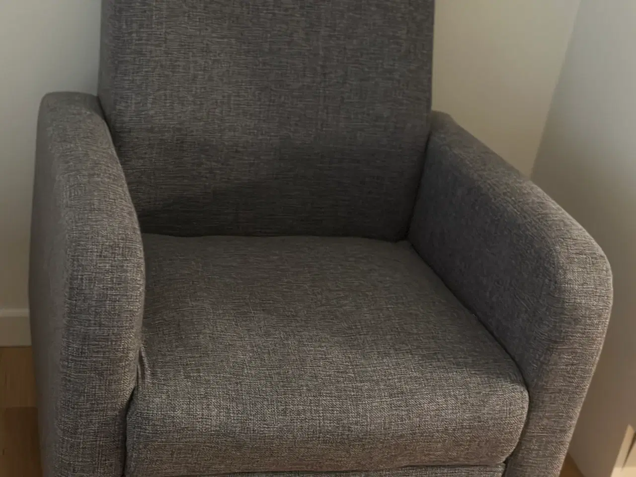 Billede 3 - GEDVED Lænestol GEDVED grät stof