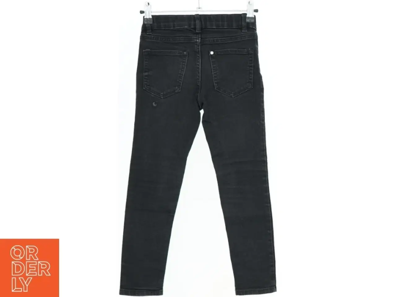 Billede 2 - Sort jeans til børn fra H&M (str. 122)