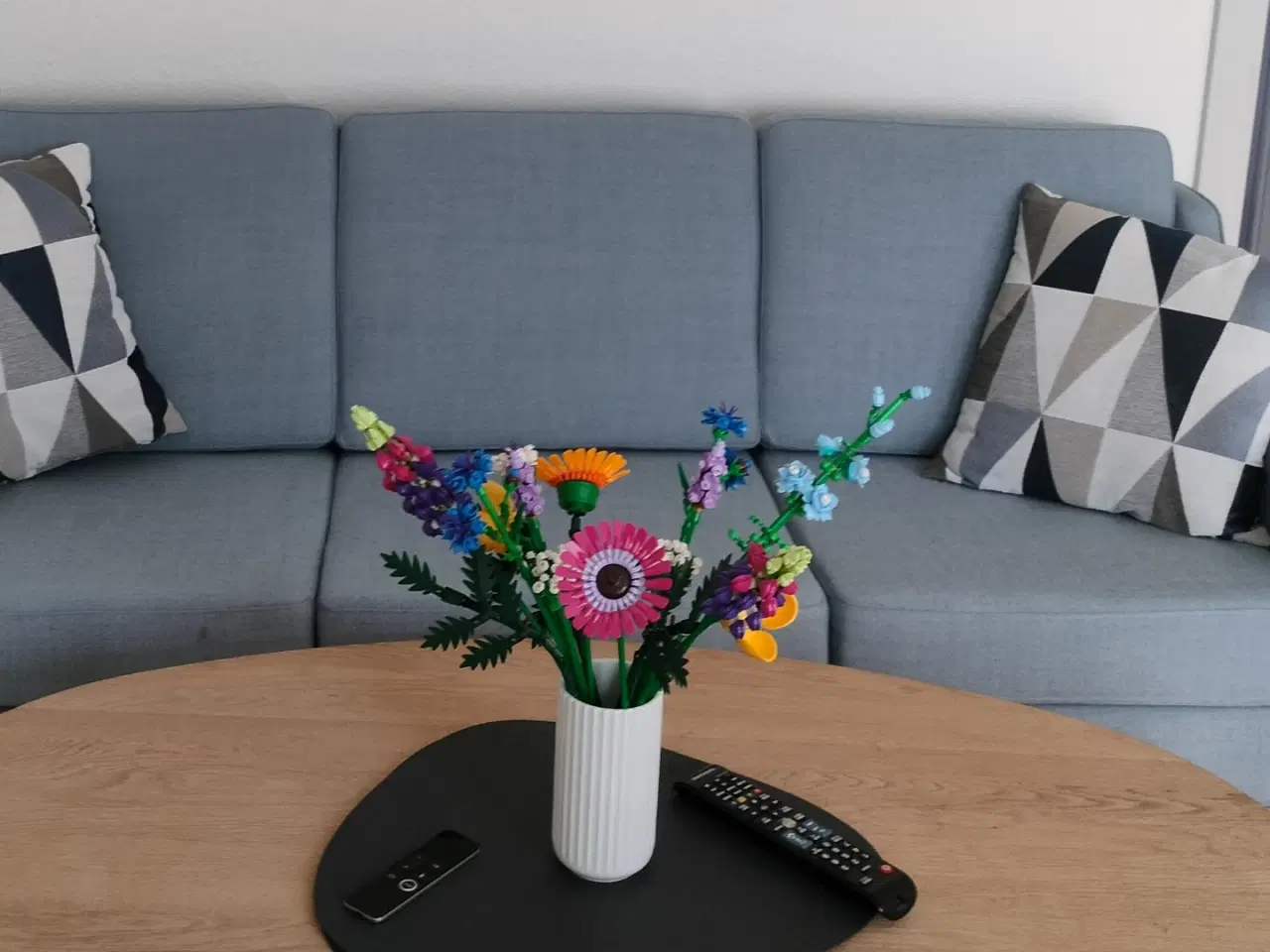 Billede 1 - Sofa med sæbebehandlet bøgeben