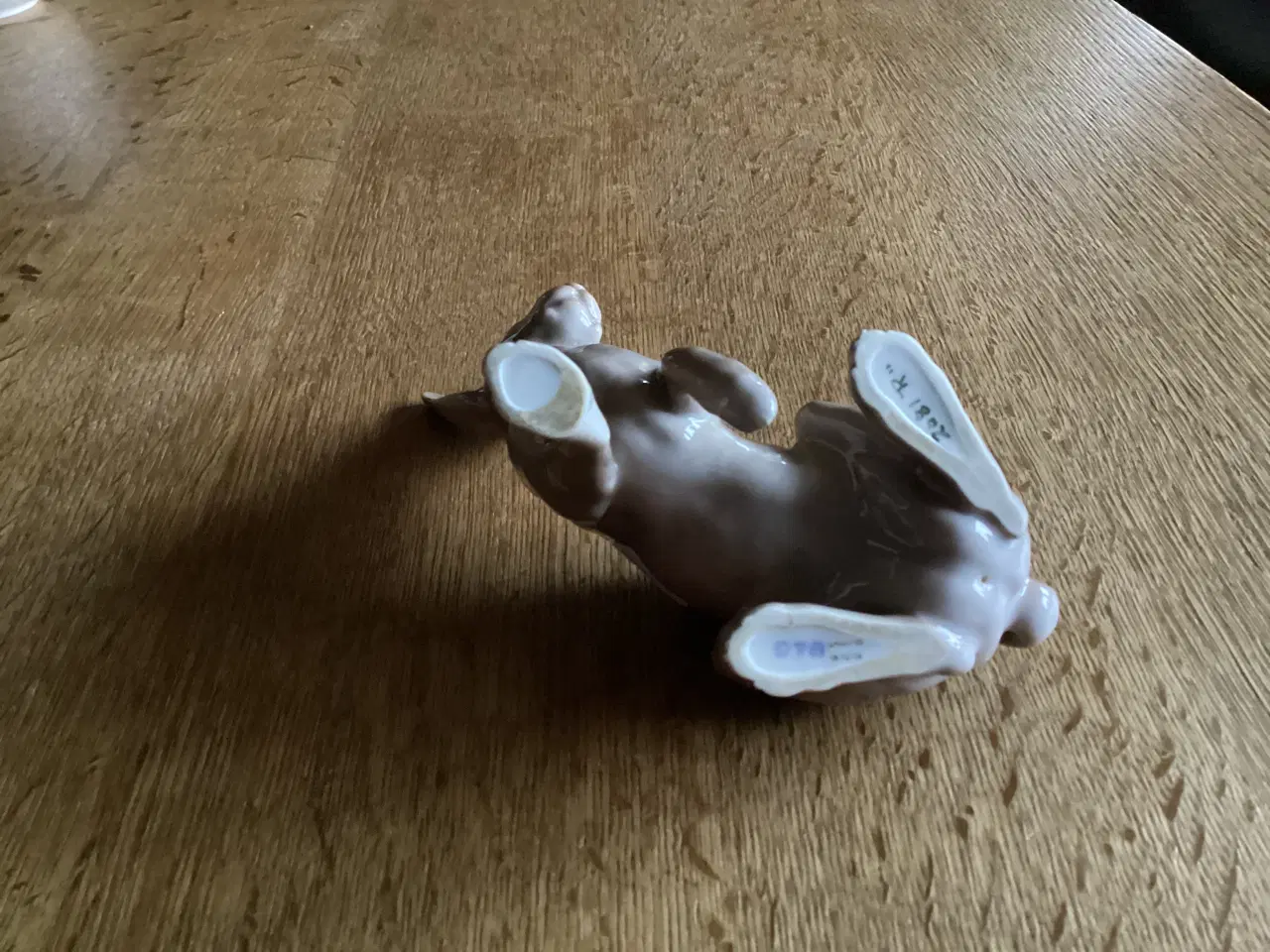 Billede 6 - BG Siddende Harer med lyttende ører