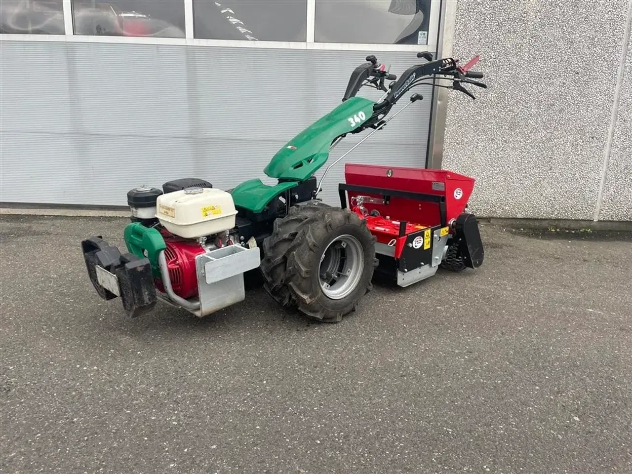 Billede 1 - Ferrari 340 benzin Inkl. 75cm rotorharve med såkasse tvillingehjul