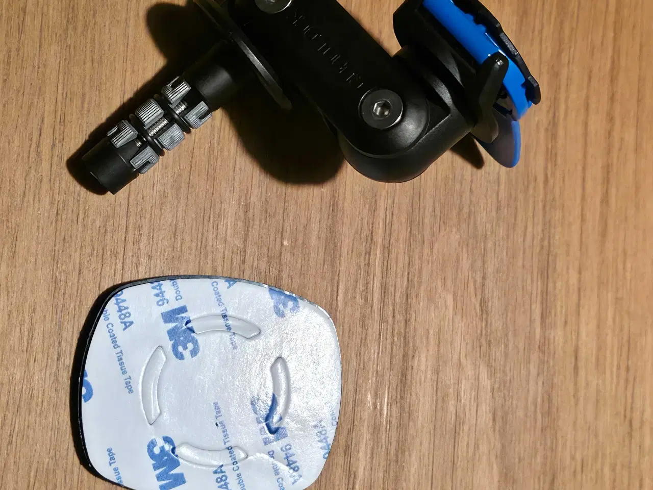 Billede 2 - Quadlock mobilholder til motorcykel sælges