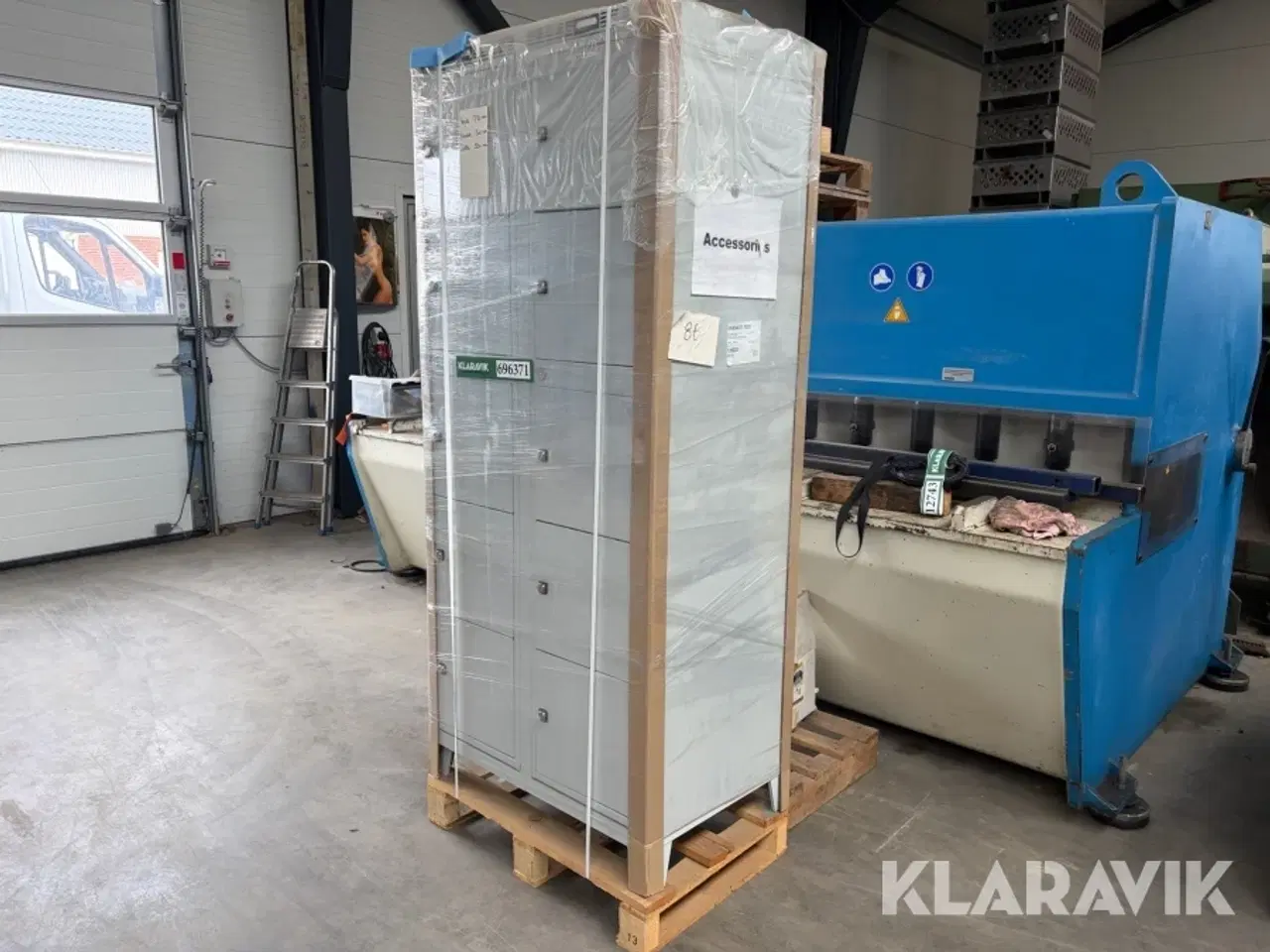 Billede 1 - Værkstedsskabe