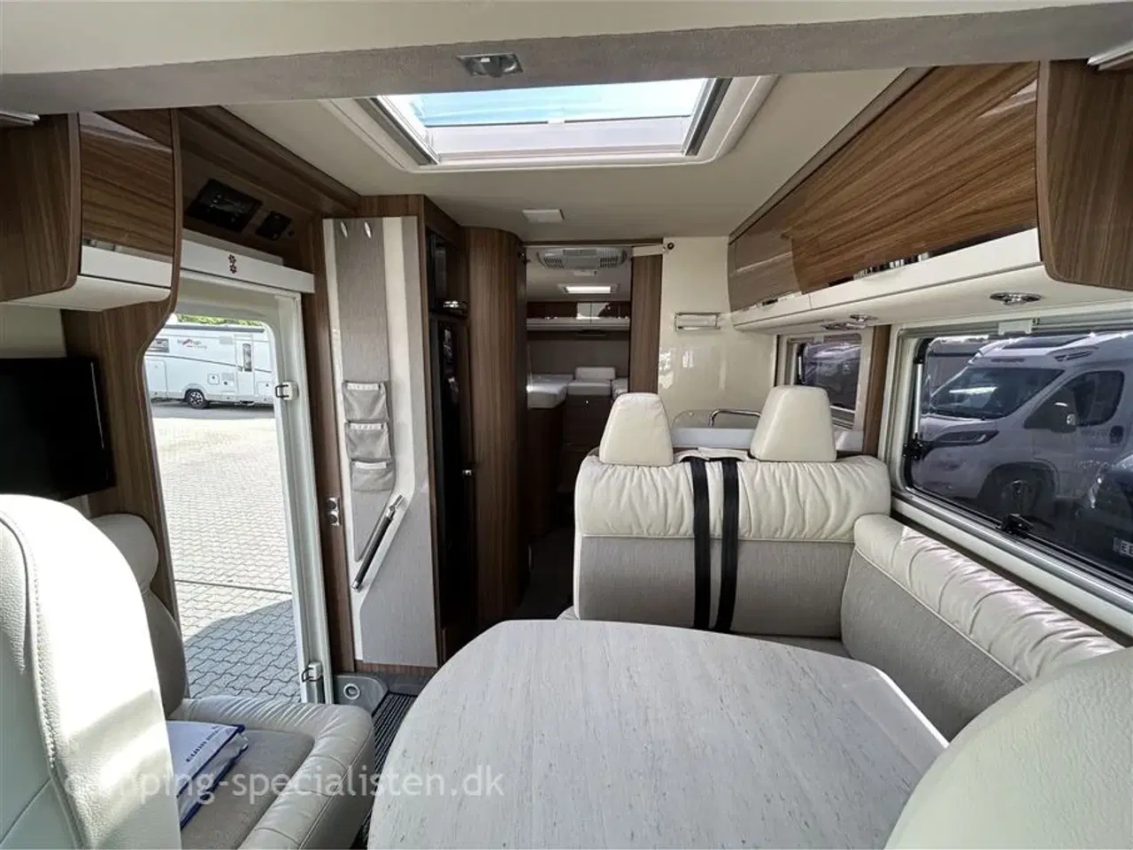 Billede 6 - 2017 - Euramobil Integra Line 720   Eura Mobil IL 720 kan nu ses hos Camping-Specialisten.dk Silkeborg