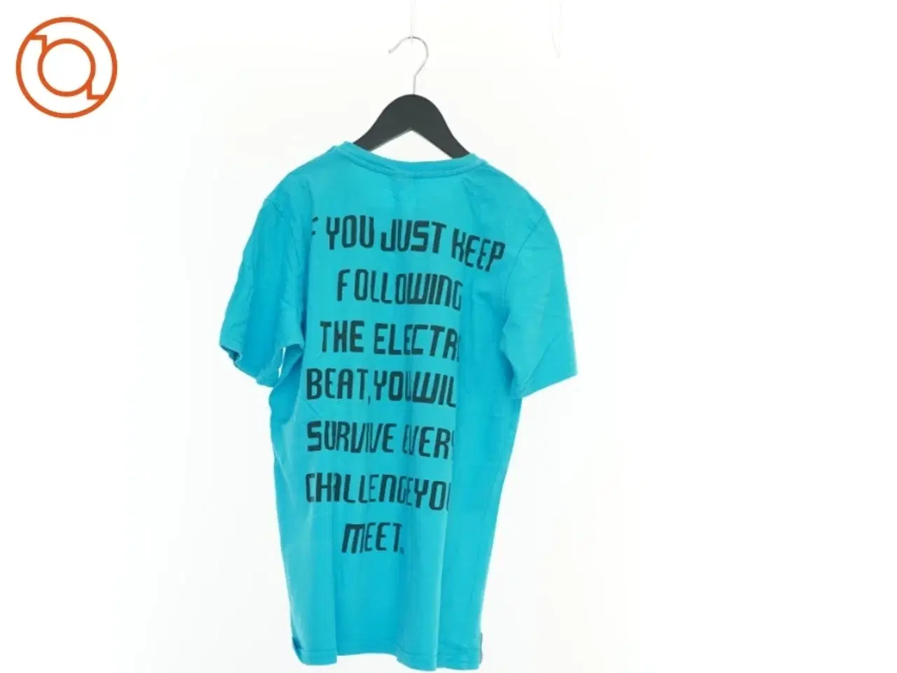 Billede 2 - T-Shirt fra D-XEL (str. 176 cm)