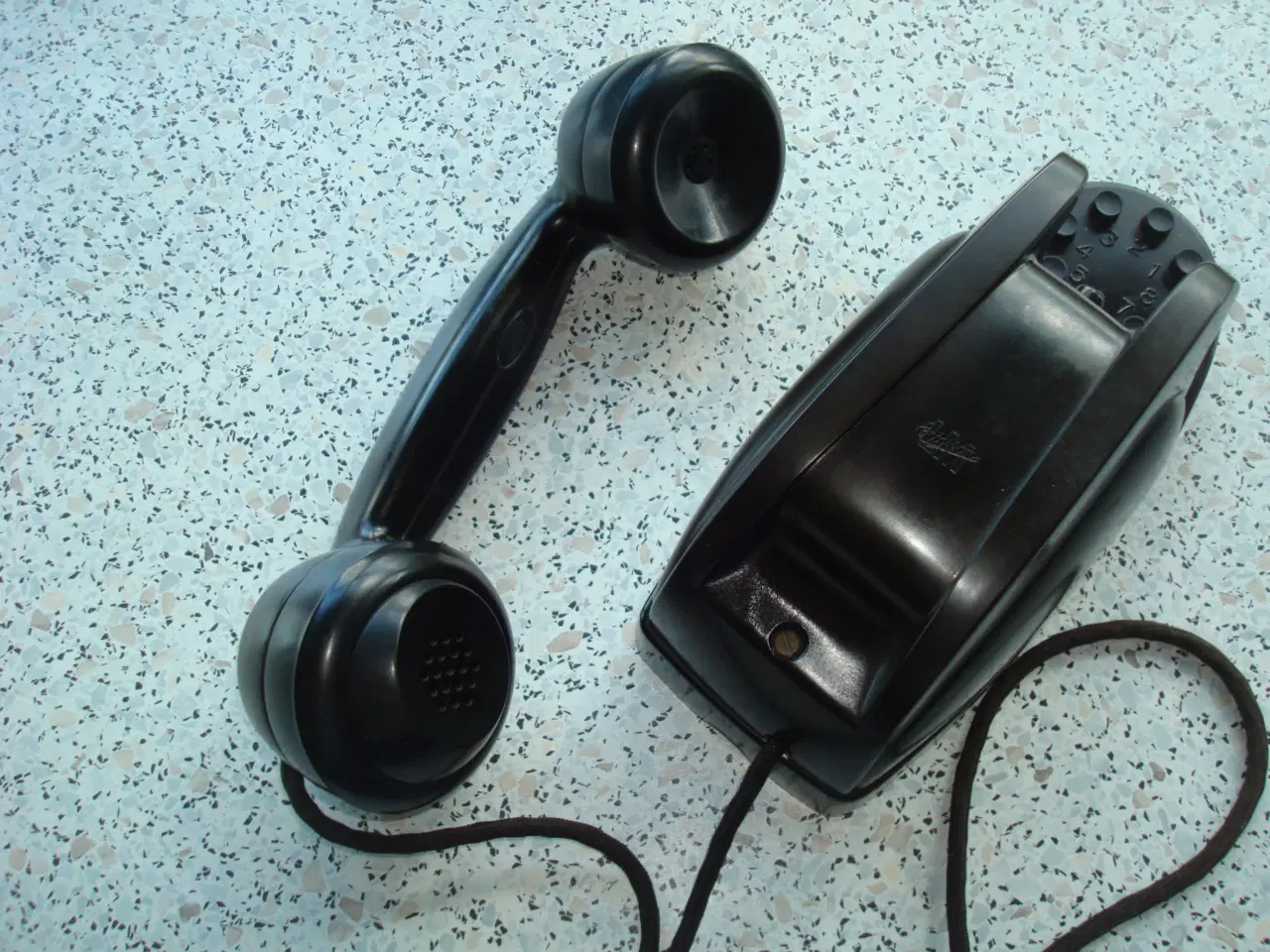 Billede 5 - 8 Gamle Telefoner