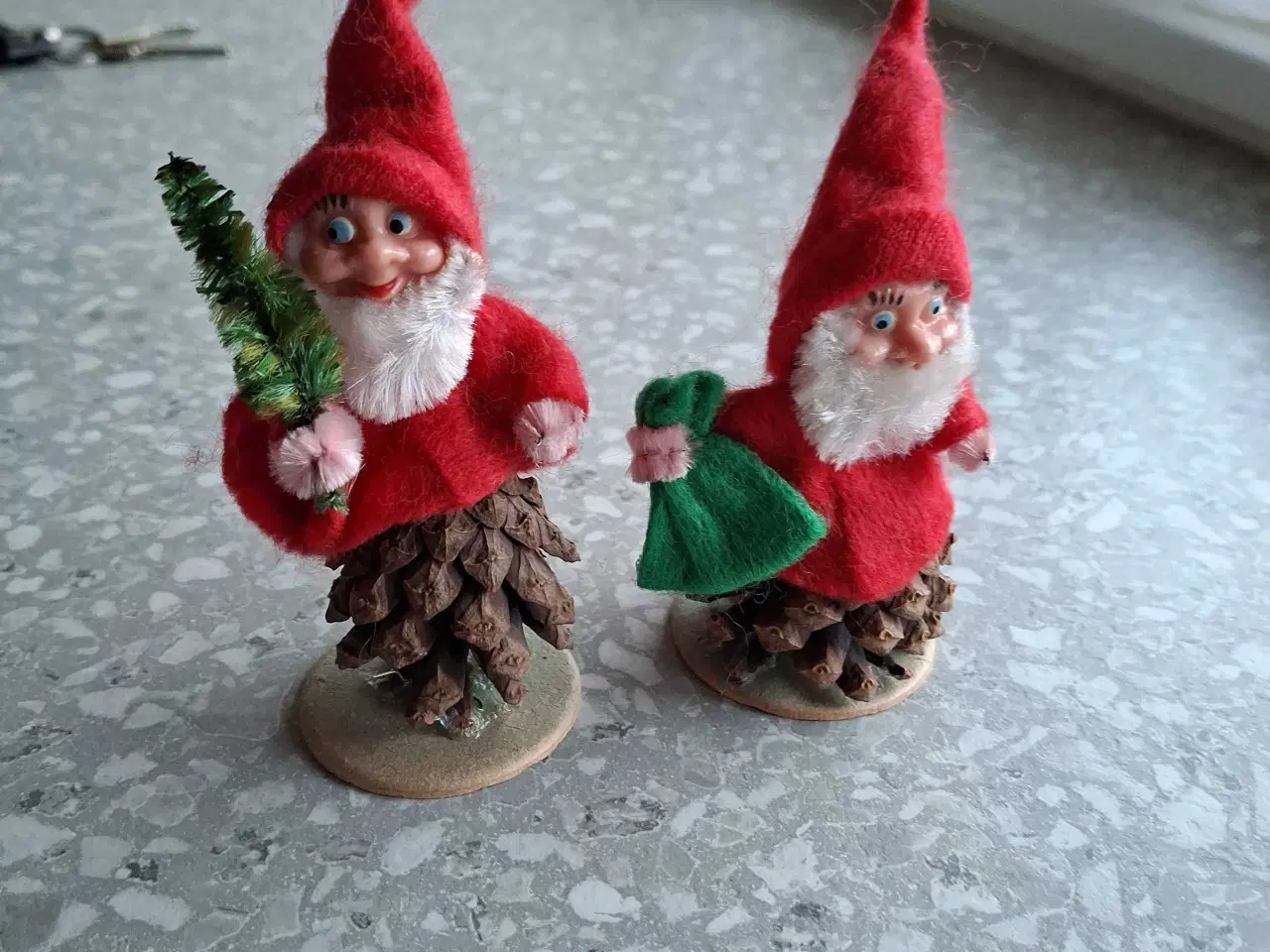 Billede 1 - Gamle koglenisser 