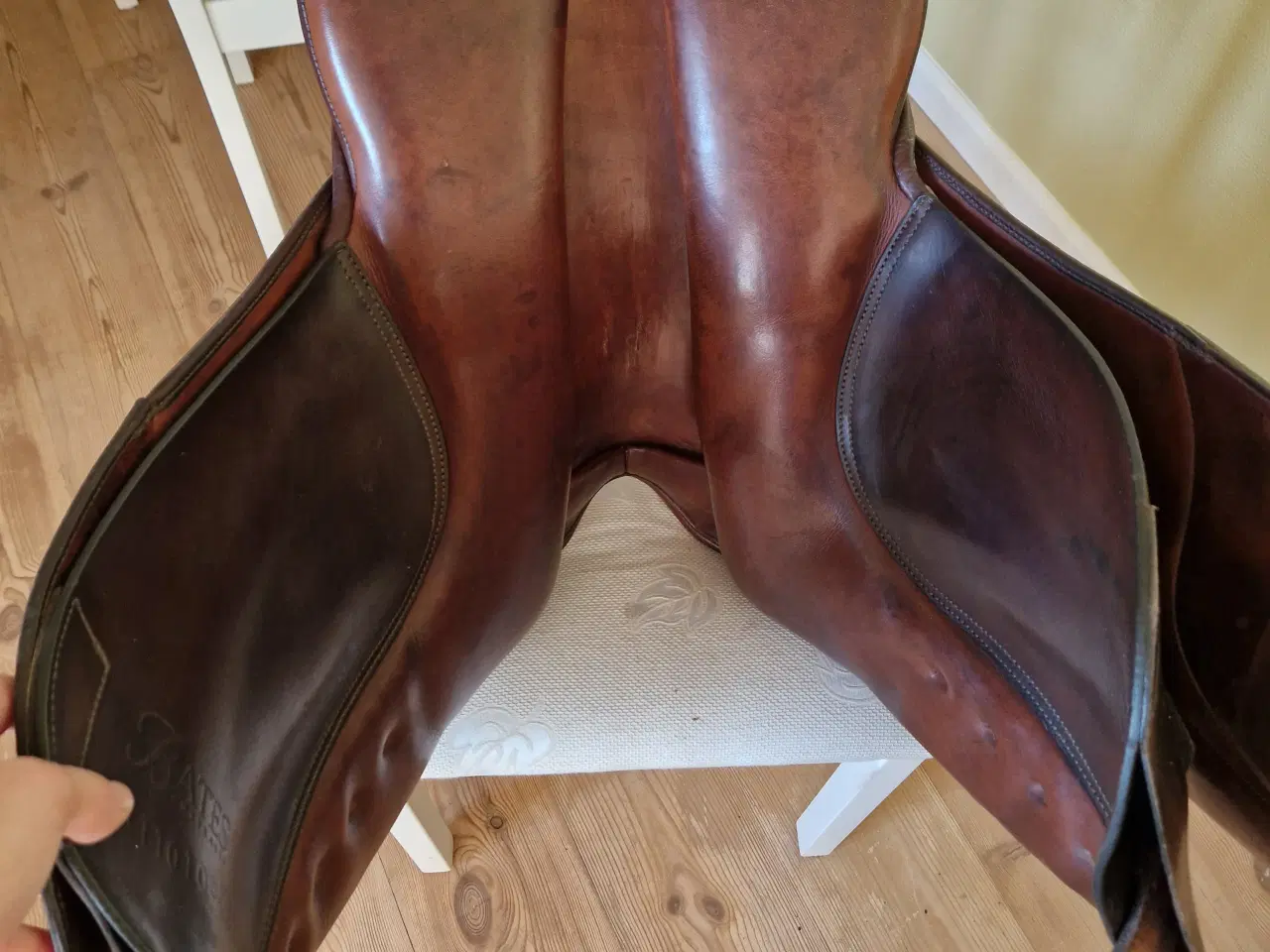 Billede 5 - Bates Isabell Werth brun dressursadel 17" læder