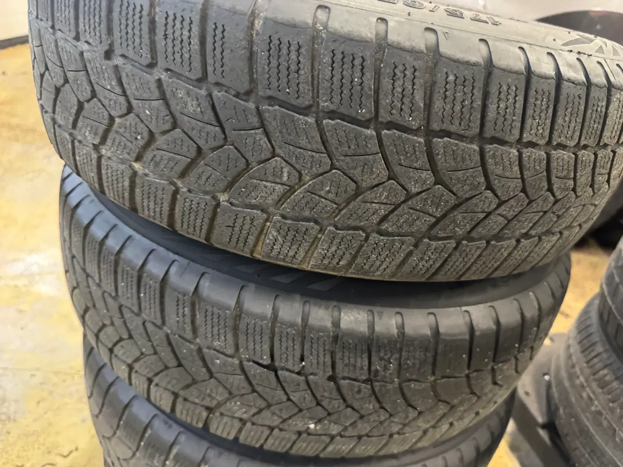 Billede 5 - 4x100 vinterhjul Aygo c1 107