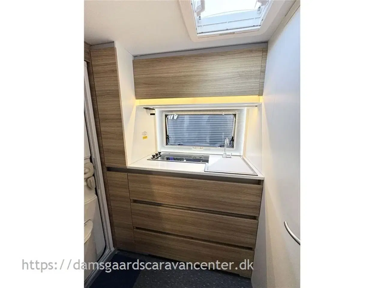 Billede 8 - 2019 - Adria Altea 362 LH 4 Four   Enkeltsenge-Lamel-Gulvtemp.-Mover-Telt