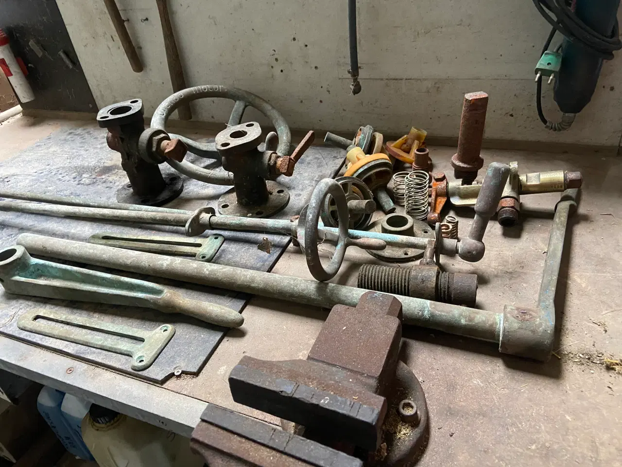 Billede 2 - Motor dele til Grenå semidiesel