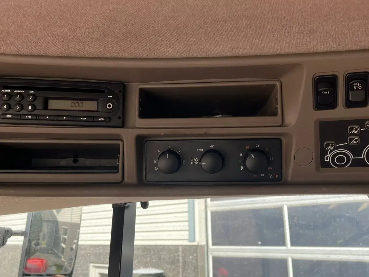 Billede 8 - Case IH Puma 240 CVX  Med frontlift, frontPTO og frontlæsser