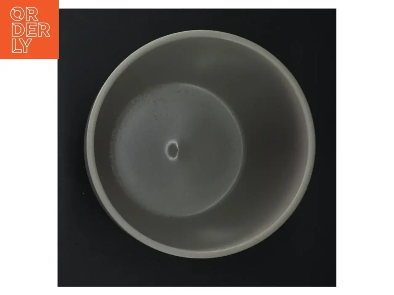 Billede 2 - Lys beige urtepotte fra IKEA (str. H 13 cm, ø 15 cm)