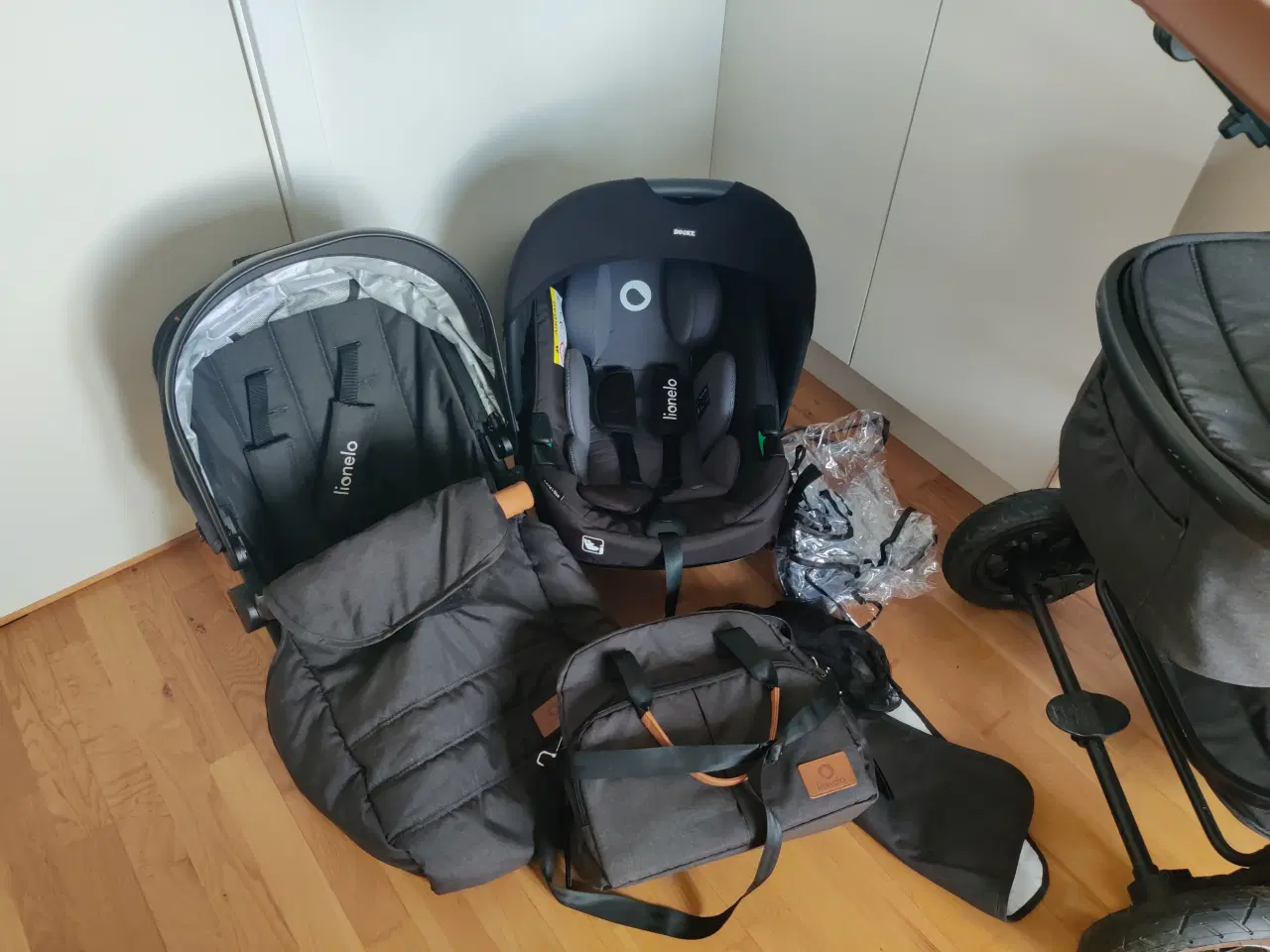 Billede 2 - lionelo kombivogn 