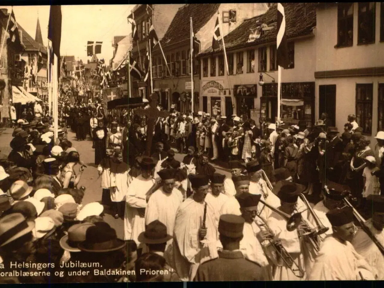 Billede 1 - Fra Helsingørs Jubilæum "Koralblæserne og under Baldakinen Prioren" - Chr. Olsen 8 - Ubrugt
