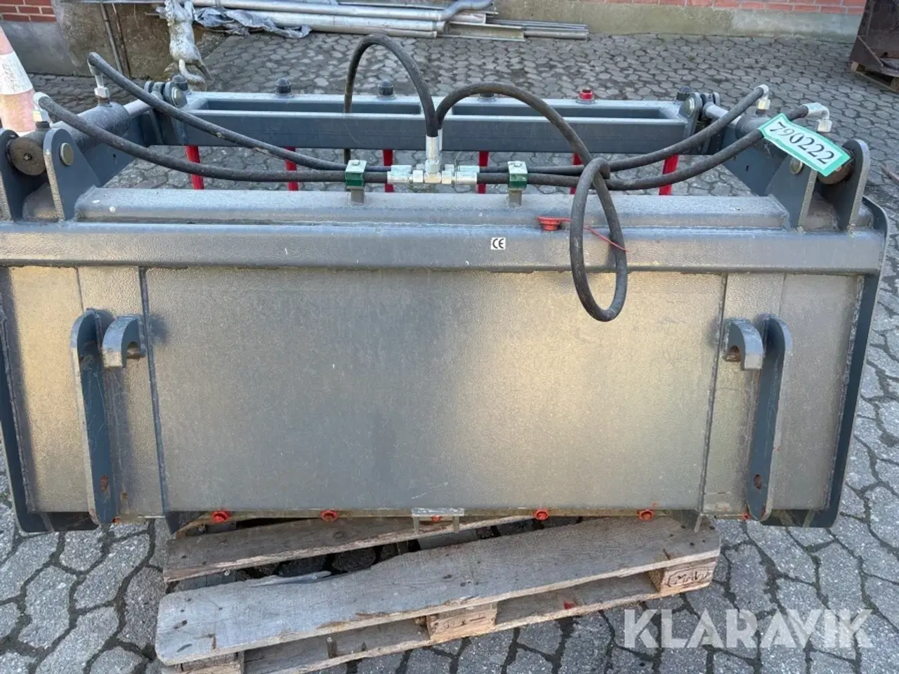 Billede 9 - Overfaldsgrab