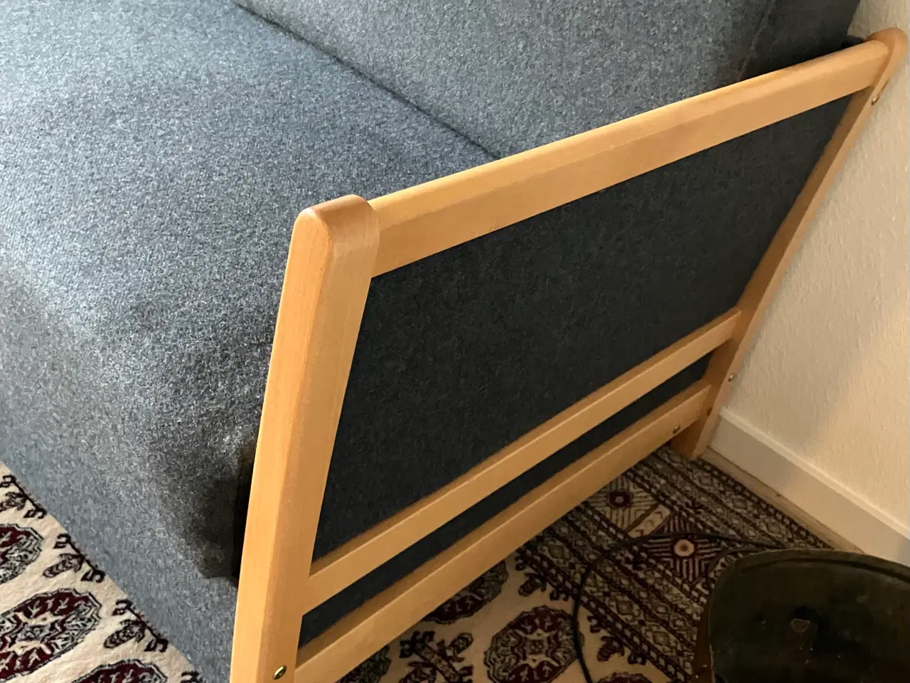 Billede 2 - Grå sovesofa