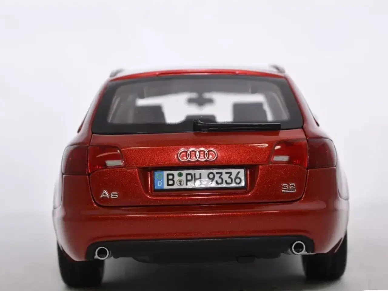 Billede 5 - 1:18 Audi Avant A6 C6 3.2 V6