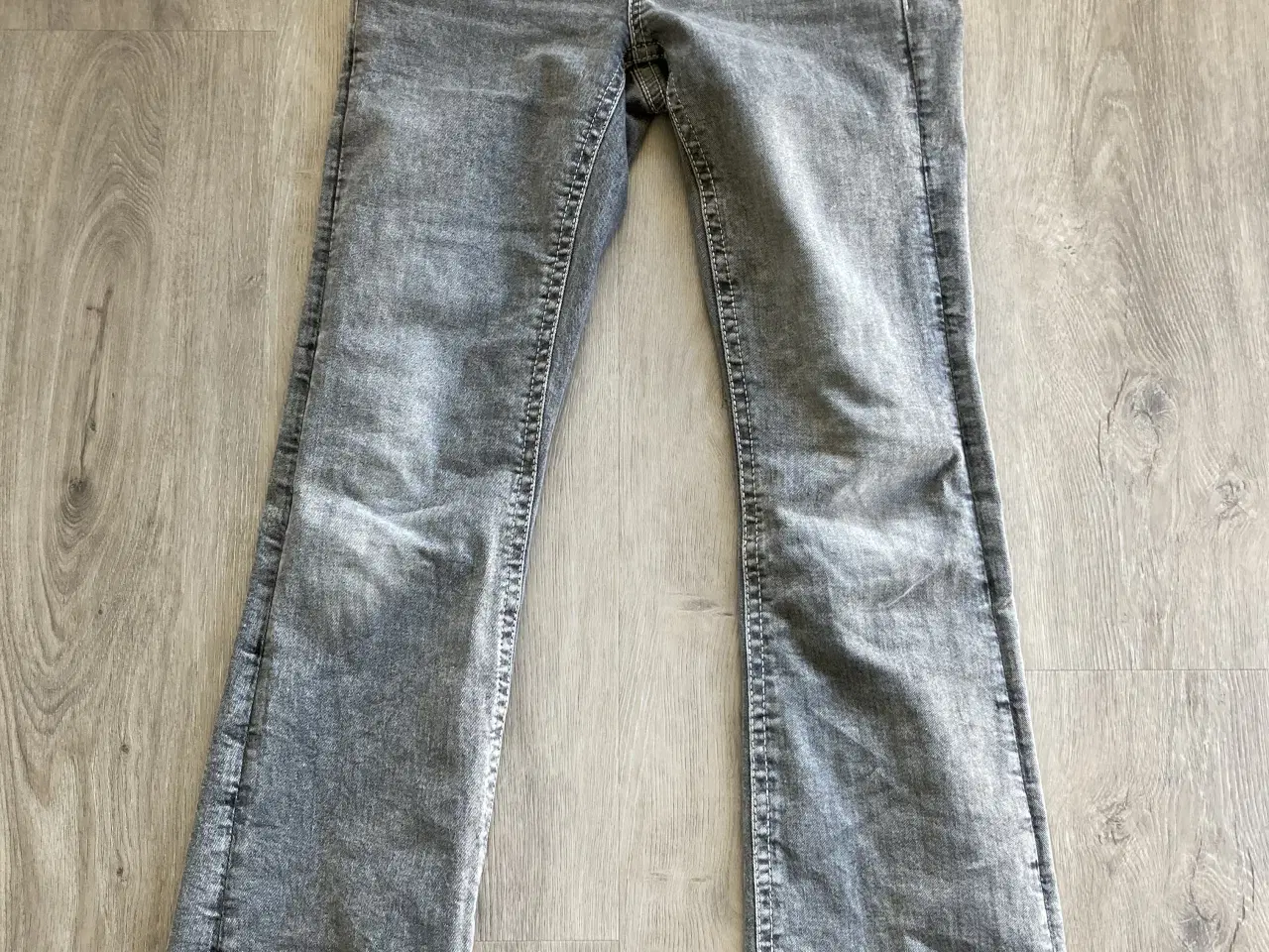 Billede 1 - Cowboybukser str. 158 fra Gina Tricot