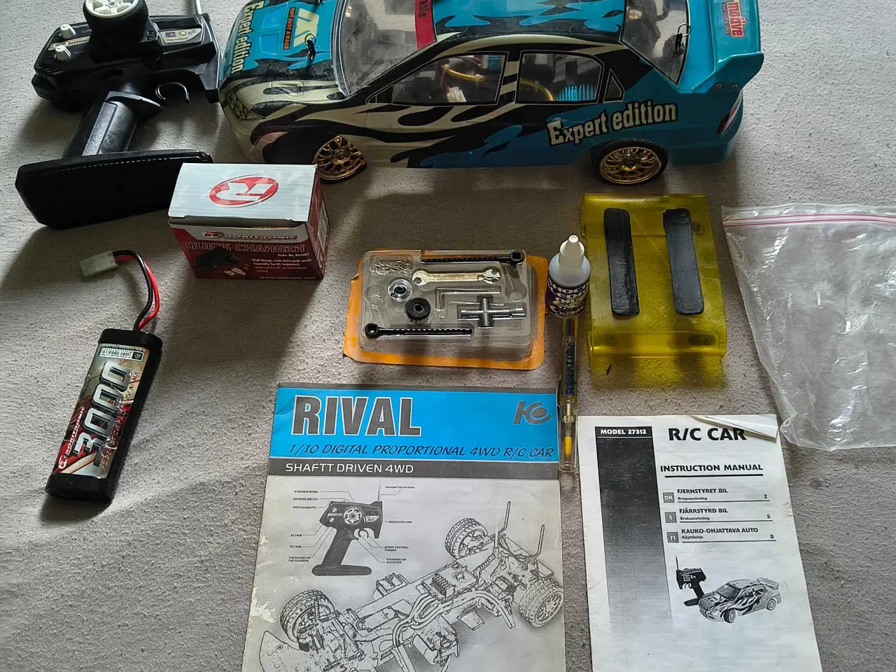 Billede 1 - Jeg sælger den her 15 år gammel RC Drift bil