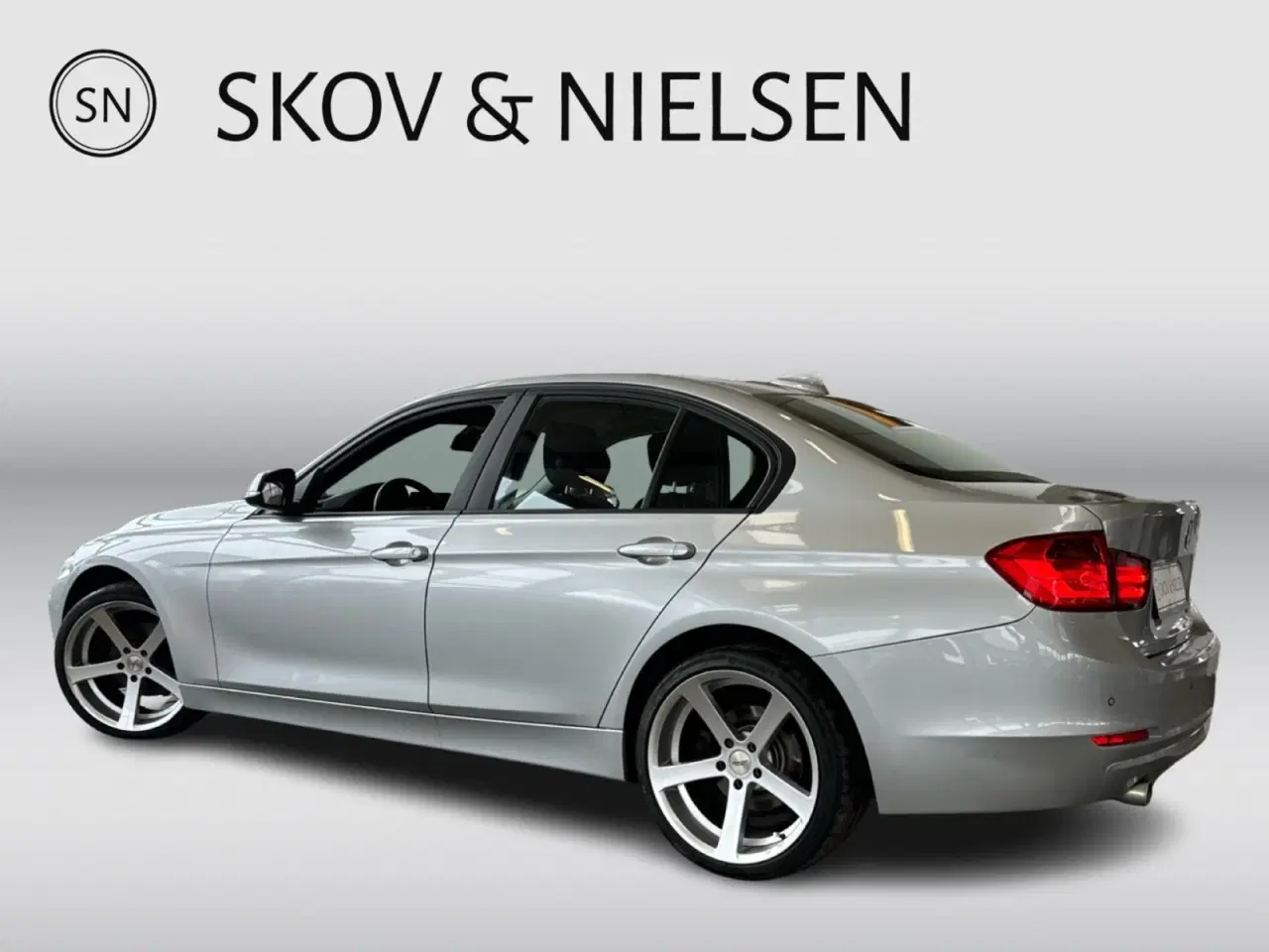 Billede 3 - BMW 320d 2,0 aut.