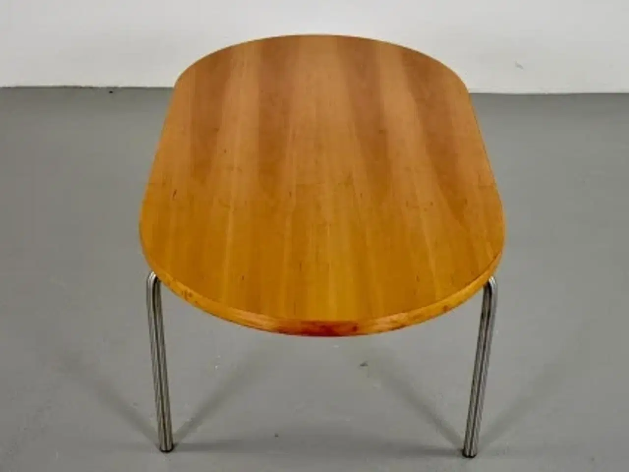 Billede 3 - Sofabord med oval plade i kirsebær
