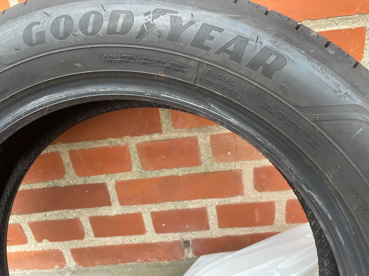 Billede 2 - Goodyear sommerdæk