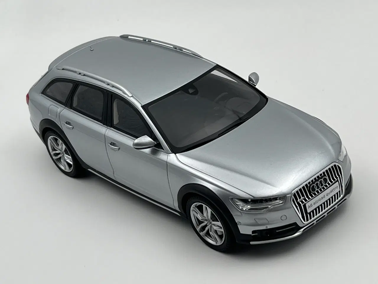 Billede 4 - 2015 Audi A6 Allroad 1:18