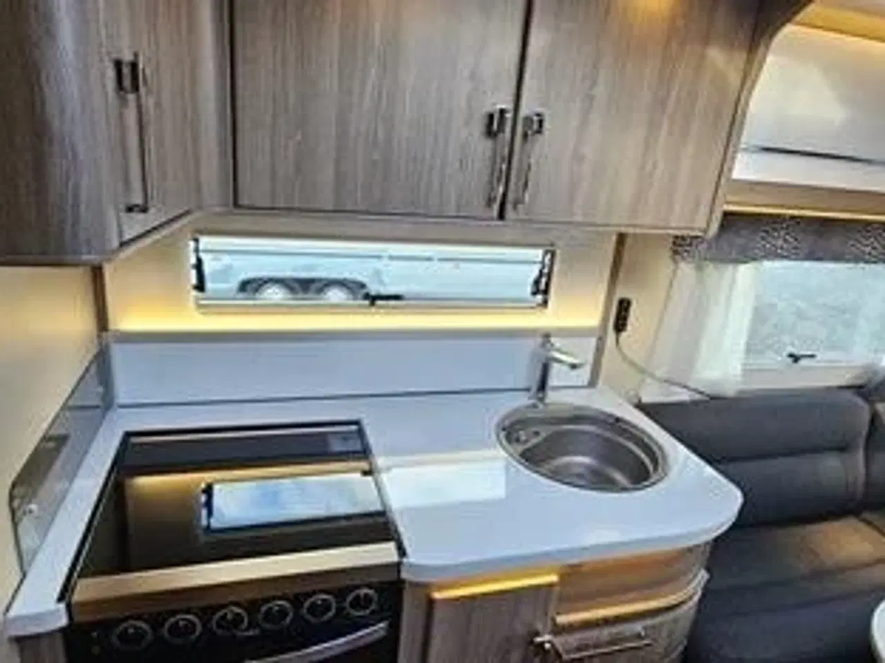 Billede 18 - Kabe Royal 600 GLE KS