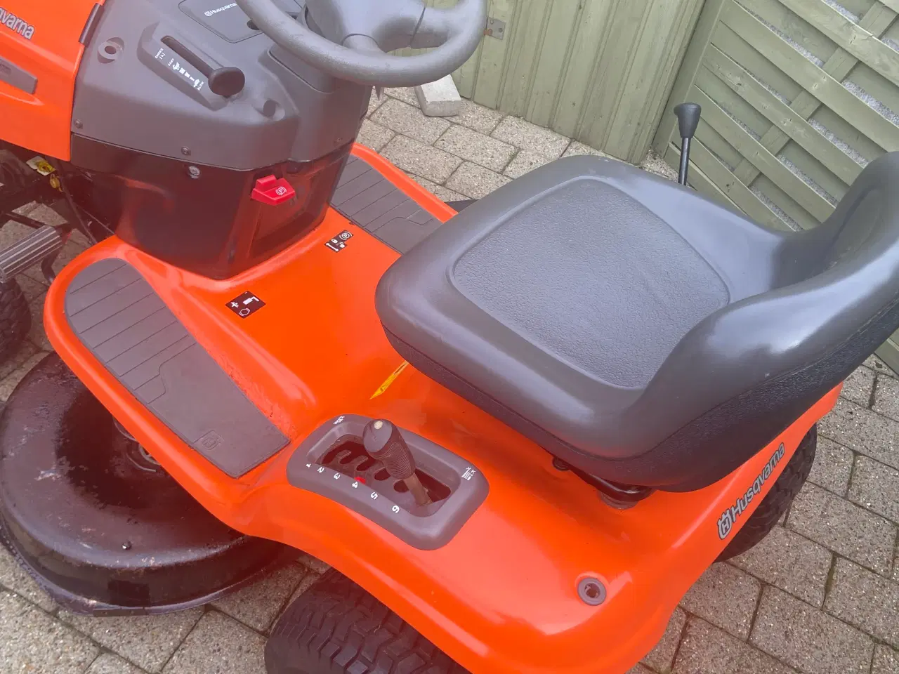 Billede 4 - Husqvarna LTH152 Havetraktor