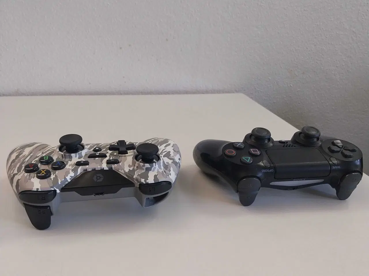 Billede 6 - Playstation controllere 2 stk 