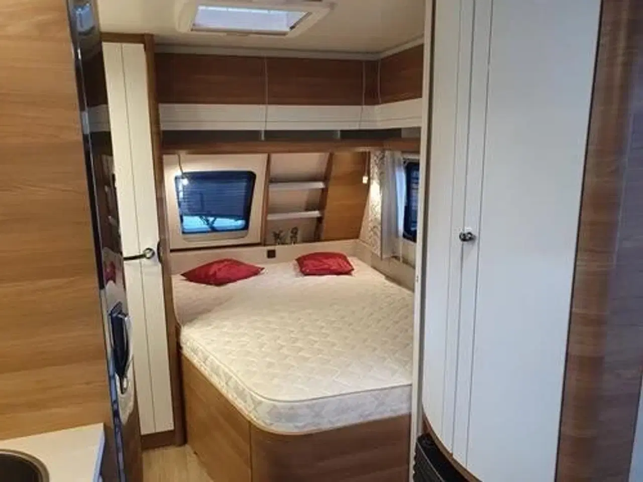 Billede 2 - Hobby DE LUXE 460 UFe
