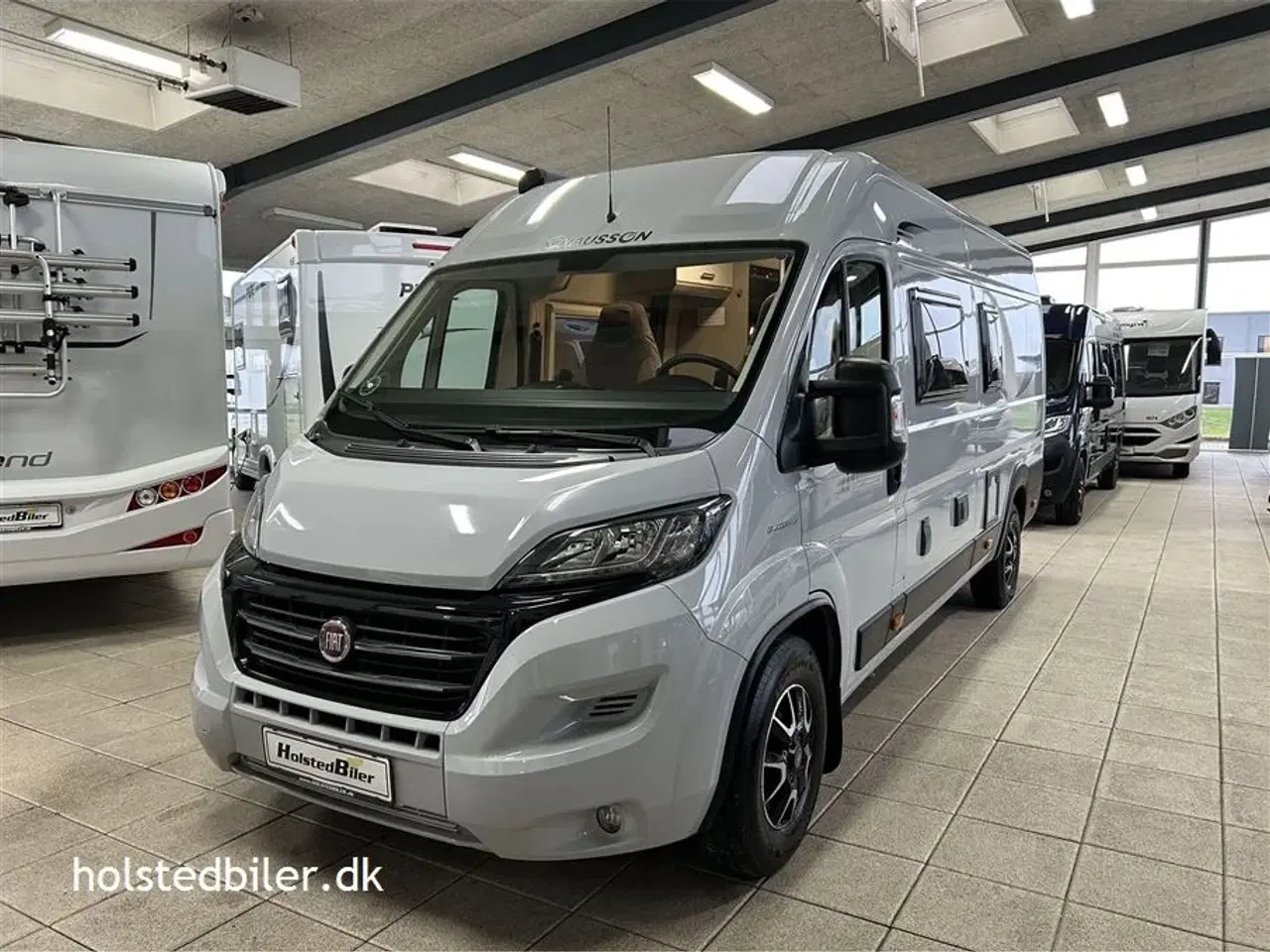 Billede 2 - 2019 - Chausson Twist V697   2 senge og udstyr