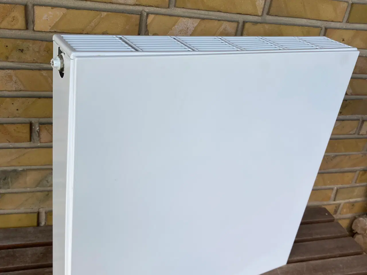 Billede 1 - Radiator dobbeltpladet så god som ny