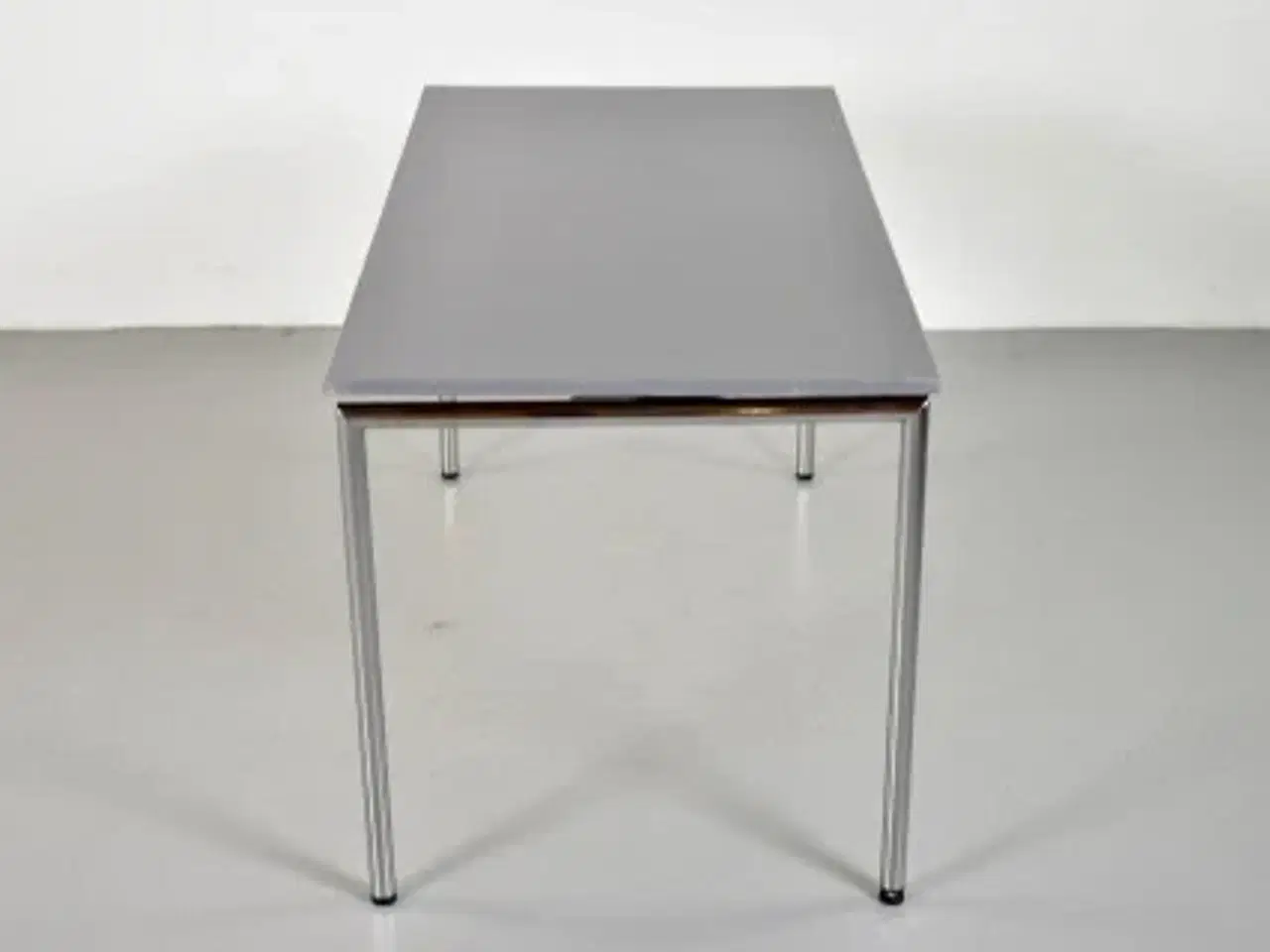 Billede 2 - Four design klapbord med grå bordplade