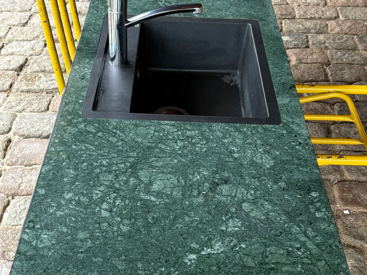 Billede 1 - Granit bordplade med vask