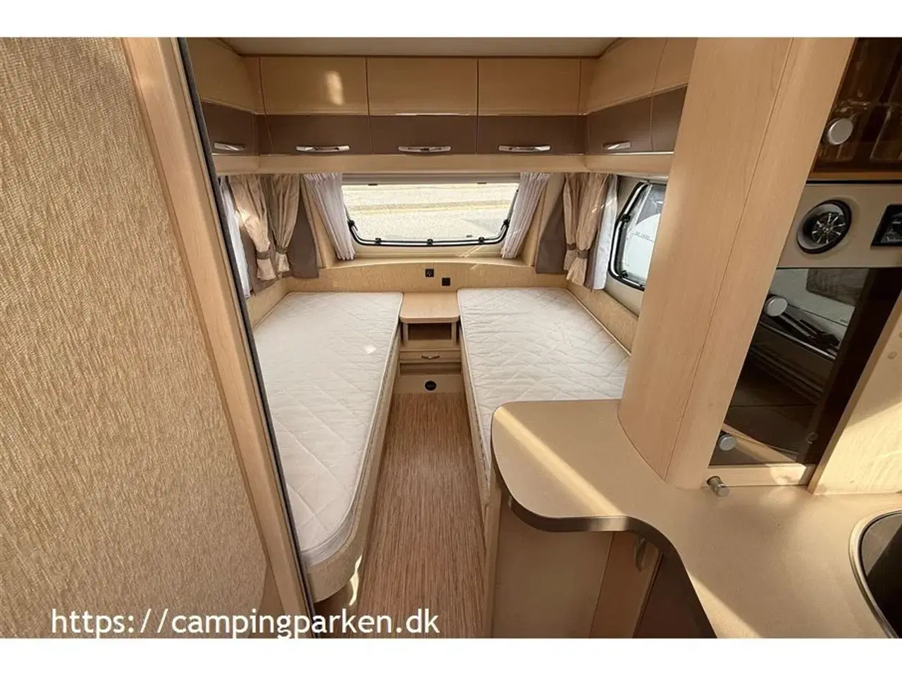 Billede 8 - 2010 - Hobby La Vita Bionda 495 UL   Flot og lys indretning, utrolig velholdt campingvogn med enkeltsenge
